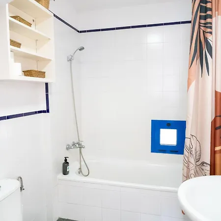 Cozy House - View & Balcony * Tarifa